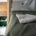 Apartment Urban Spring Loft - Z Antresola Blisko Piotrkowskiej Lodz