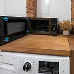 Apartment Urban Spring Loft - Z Antresola Blisko Piotrkowskiej
