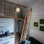 Urban Spring Loft - Z Antresola Blisko Piotrkowskiej Apartment