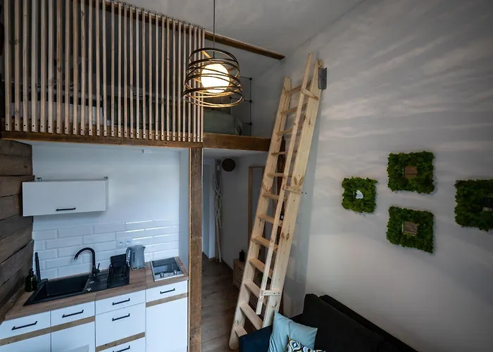 Urban Spring Loft - Z Antresola Blisko Piotrkowskiej Lägenhet